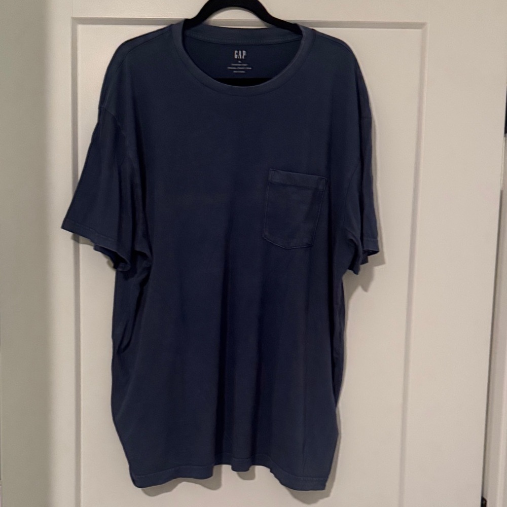 Gap men’s everyday soft crew tee blue washed style
